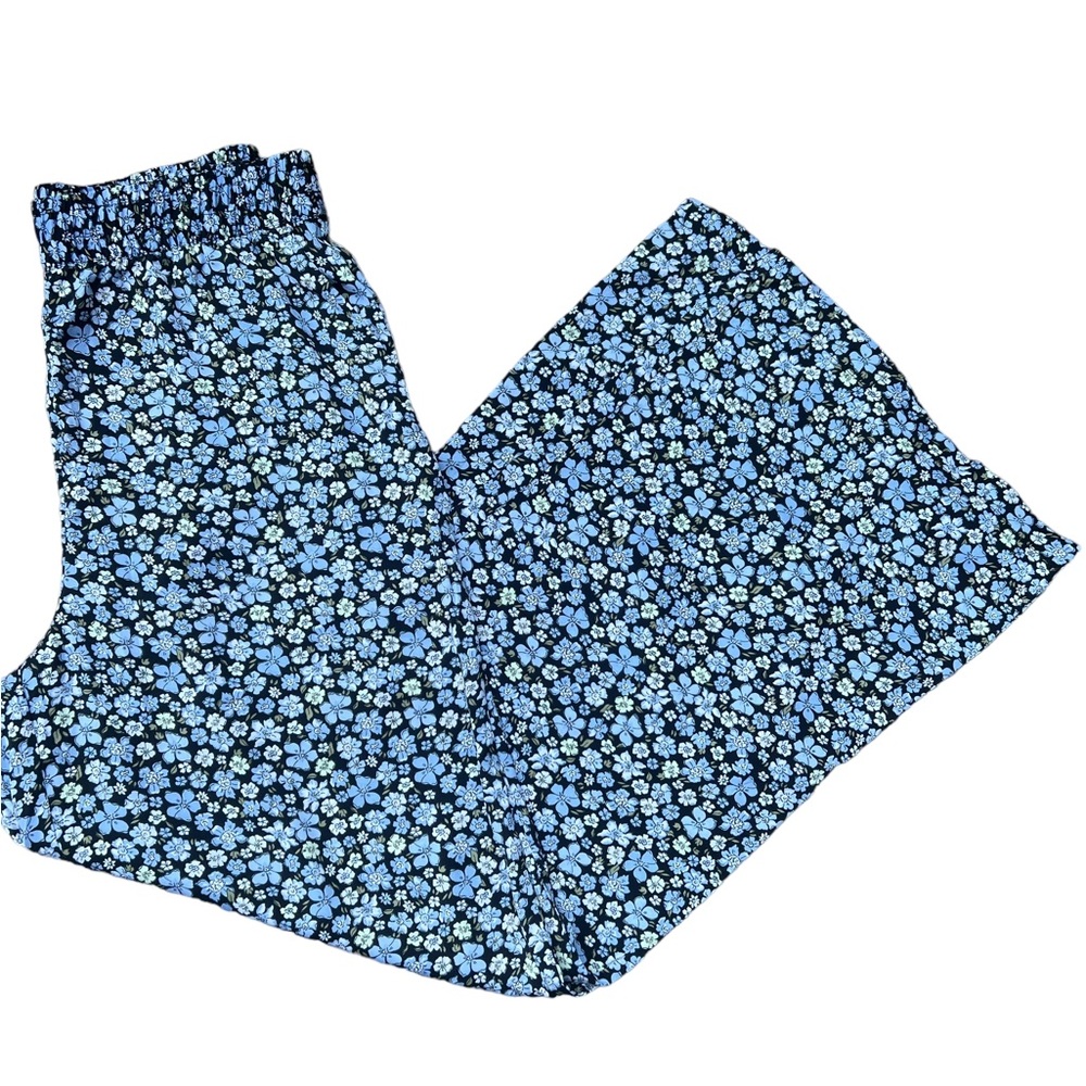 H & M Blue Floral Flowy pant size 6 Bohemian Boho
